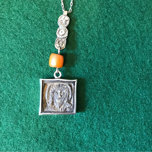 Icon-type pendant set in silver - Picture 2 of 8
